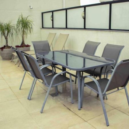 Studio Moderno Ap 52 Soho Life Curitiba Bagian luar foto