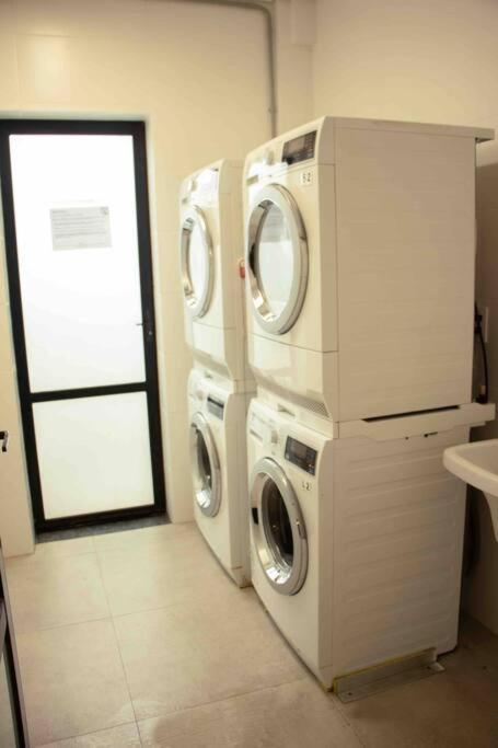Studio Moderno Ap 52 Soho Life Curitiba Bagian luar foto