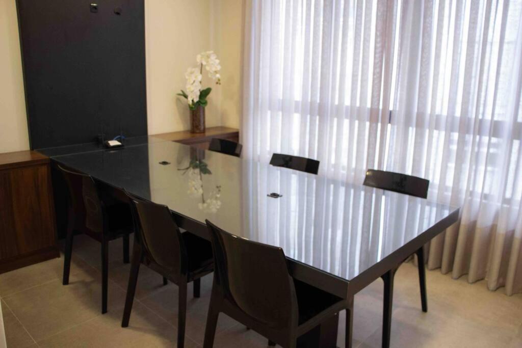 Studio Moderno Ap 52 Soho Life Curitiba Bagian luar foto